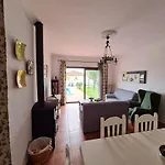 Adelfas Chaparrillo בקתה קוניל דה לה פרונטרה