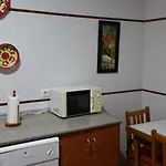 בקתה Adelfas Chaparrillo קוניל דה לה פרונטרה